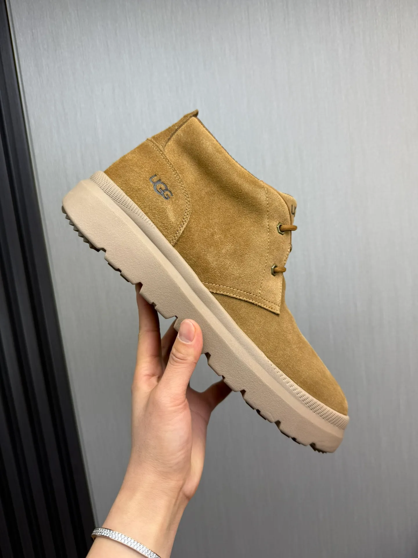 Men's shoes 💰480💰 [UGG] Hot winter warm boots 🐑Purely hand-stitched! Simple and stylish design, frosted cowhide➕Comfortable and warm wool➕UGG original outsole‼ ️Soft and comfortable to wear, good warmth retention, and excellent foot feel. Regular size 41-47